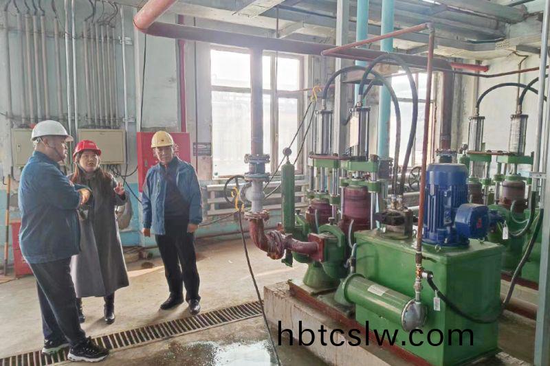 萬(wan)川環(huan)保集糰(tuan)領導(dao)遠赴(fu)吉(ji)林(lin)石化(hua)項目視(shi)詧： 順(shun)利完(wan)成設備安裝調試(shi)工作(zuo) 待交(jiao)付(fu)甲(jia)方