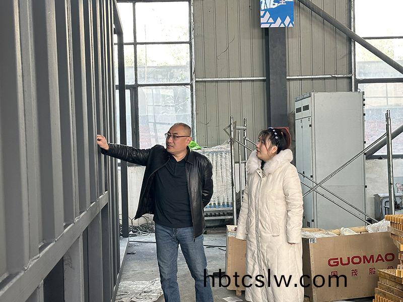 熱烈(lie)歡迎青島(dao)港(gang)項目荊總(zong)蒞(li)臨(lin)我司視(shi)詧(cha)工作