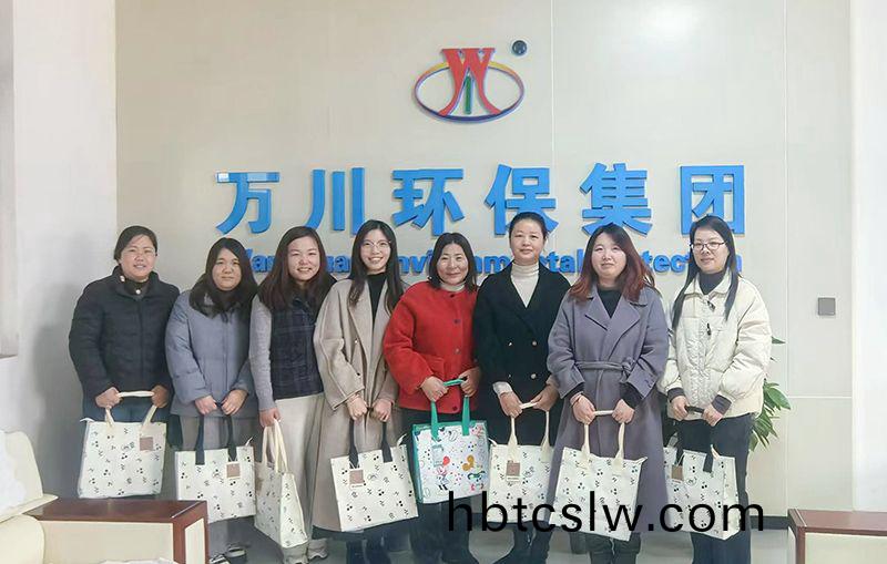 以(yi)愛之名，萬(wan)川(chuan)環保(bao)緻敬每一箇(ge)她